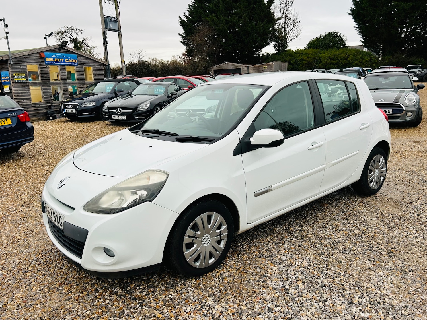 Used Renault Clio 2012 for sale - 76735717: Photo 4