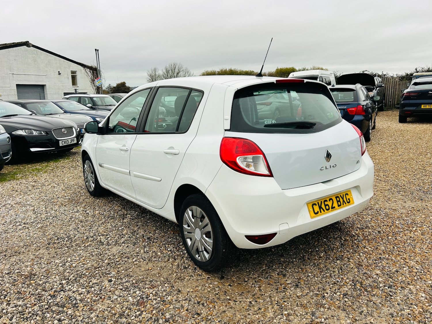 Used Renault Clio 2012 for sale - 76735717: Photo 6