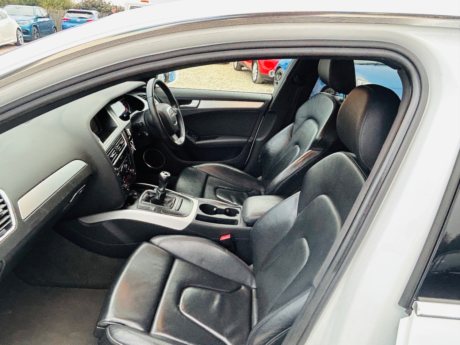 Used Audi A4 Avant 2011 for sale - 76298092: Photo 15