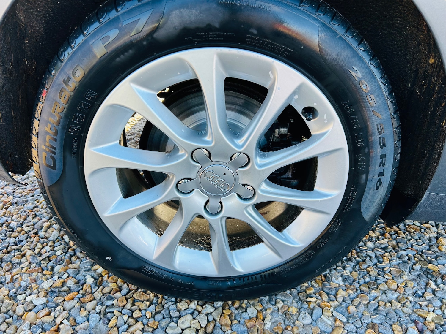 Used Audi A3 2014 for sale - 76750891: Photo 2