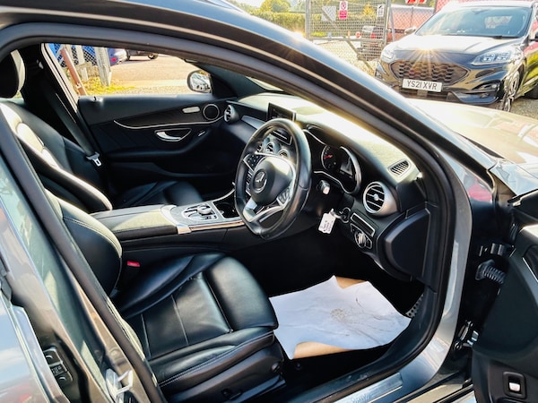 Used Mercedes-Benz C-Class 2017 for sale - 76155463: Photo 4