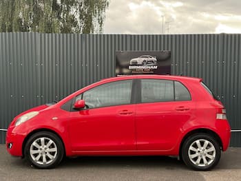Used Toyota Yaris 2011 for sale - 79859837: Photo