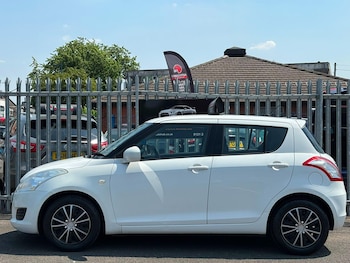 Used Suzuki Swift 2012 for sale - 79168633: Photo