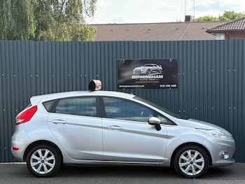Used Ford Fiesta 2011 for sale - 79279949: Photo