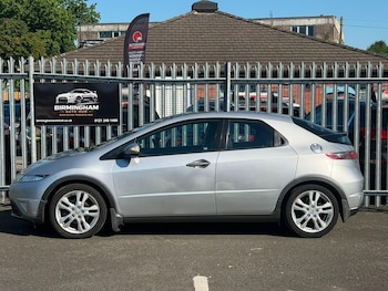 Used Honda Civic 2010 for sale - 79201496: Photo