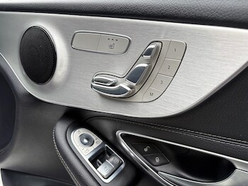 Used Mercedes-Benz C Class 2017 for sale - 76659434: Photo