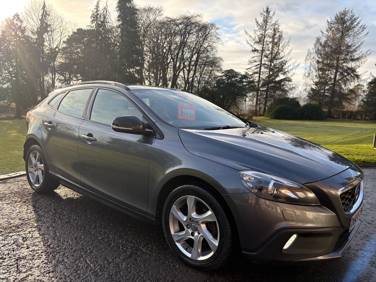 Used Volvo V40 2013 for sale - 77264174: Photo 2