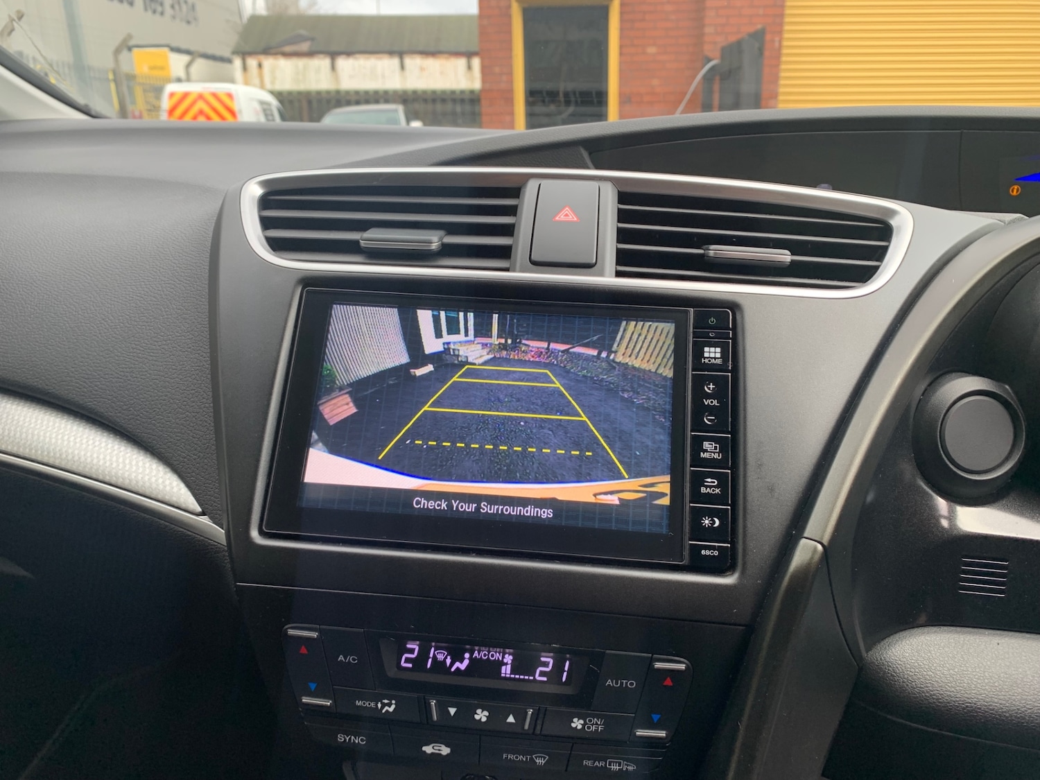 Used Honda Civic 2015 for sale - 77530645: Photo 8