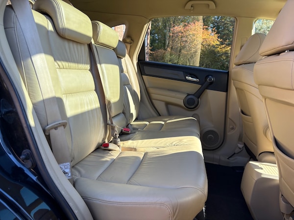 Used Honda CR-V 2010 for sale - 76299648: Photo 23