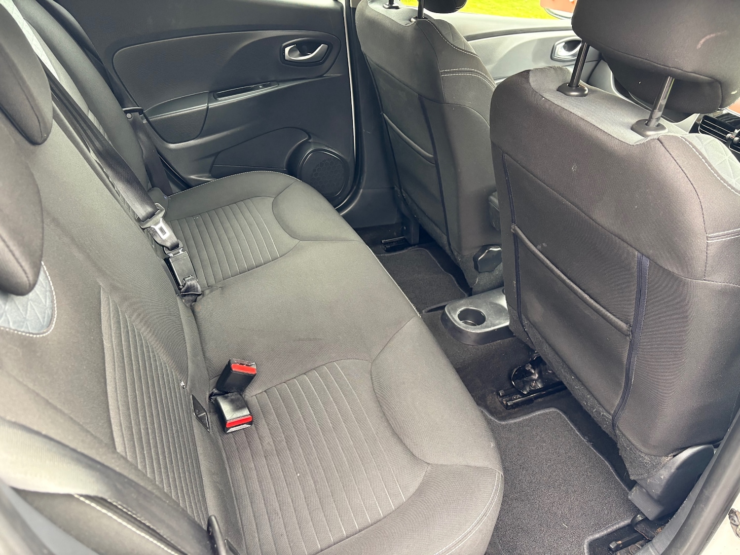 Used Renault Clio 2015 for sale - 76525876: Photo 12