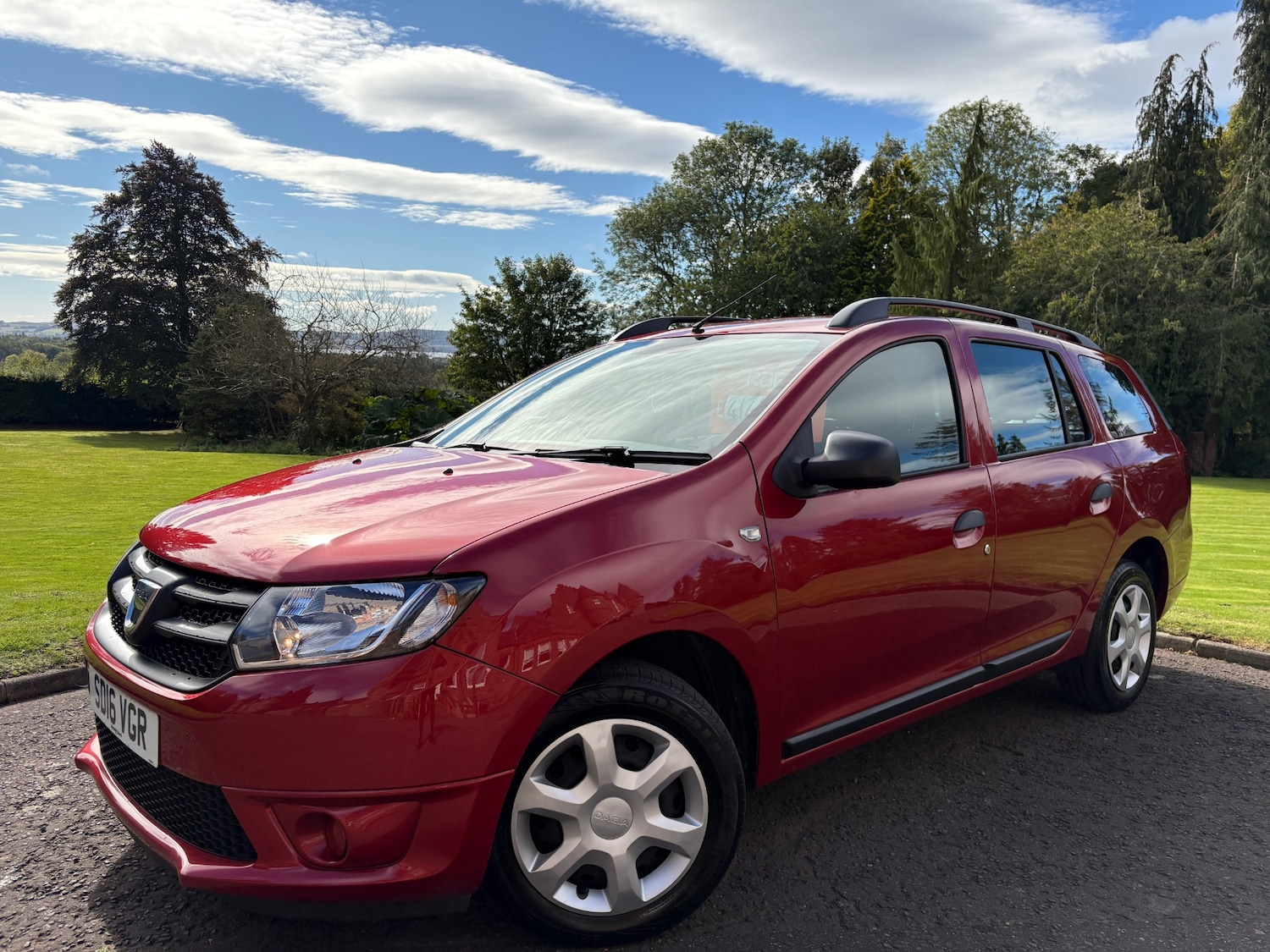 Used Dacia Logan MCV 2016 for sale - 76055972: Photo 1