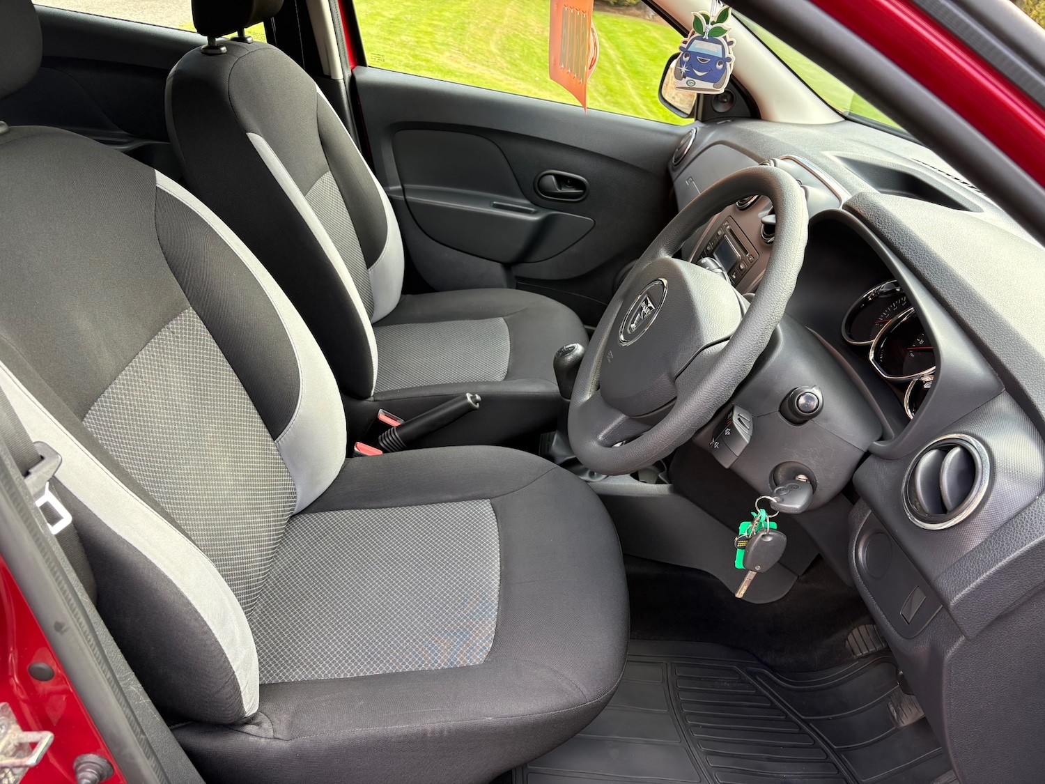 Used Dacia Logan MCV 2016 for sale - 76055972: Photo 10