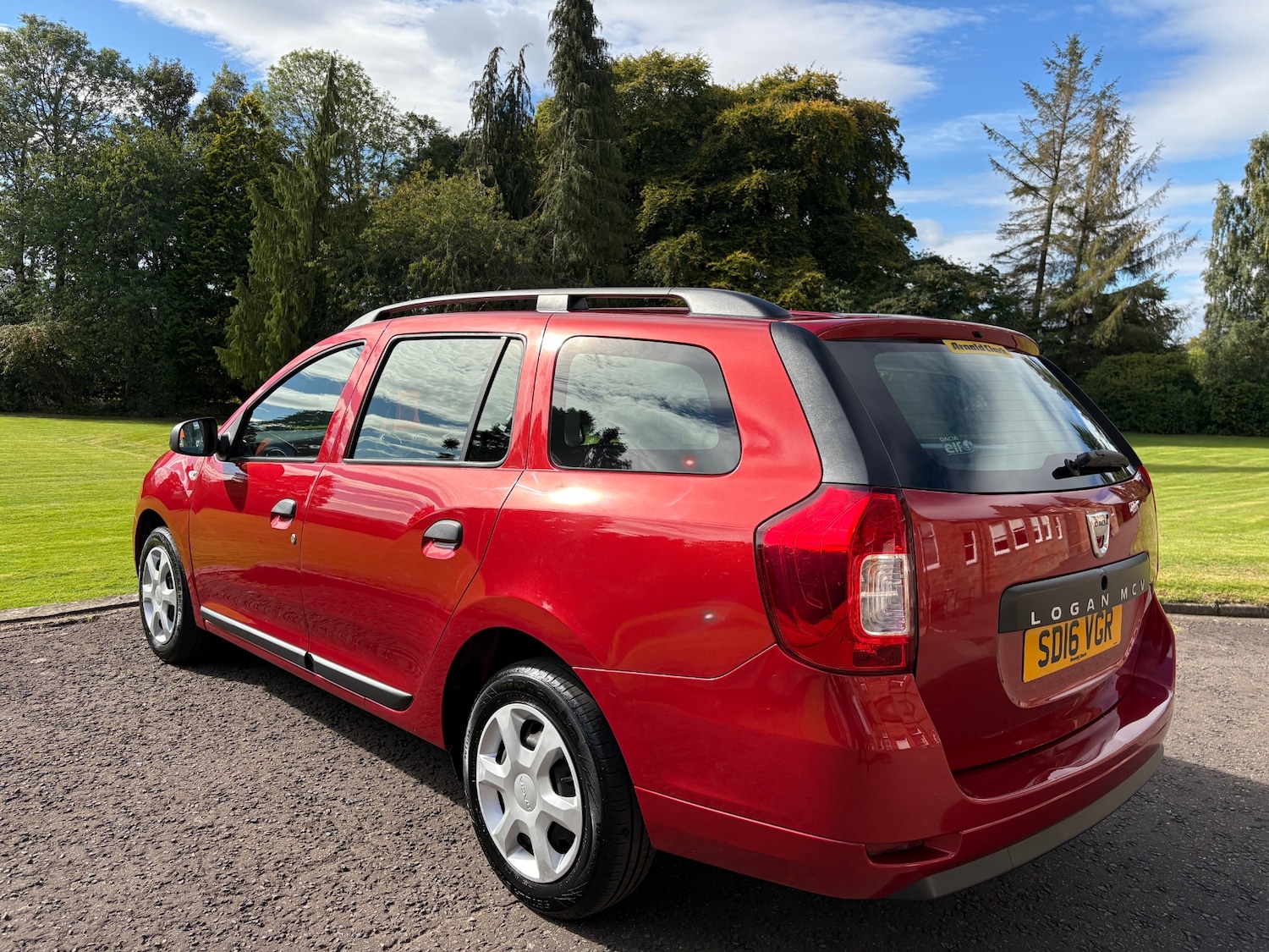 Used Dacia Logan MCV 2016 for sale - 76055972: Photo 3