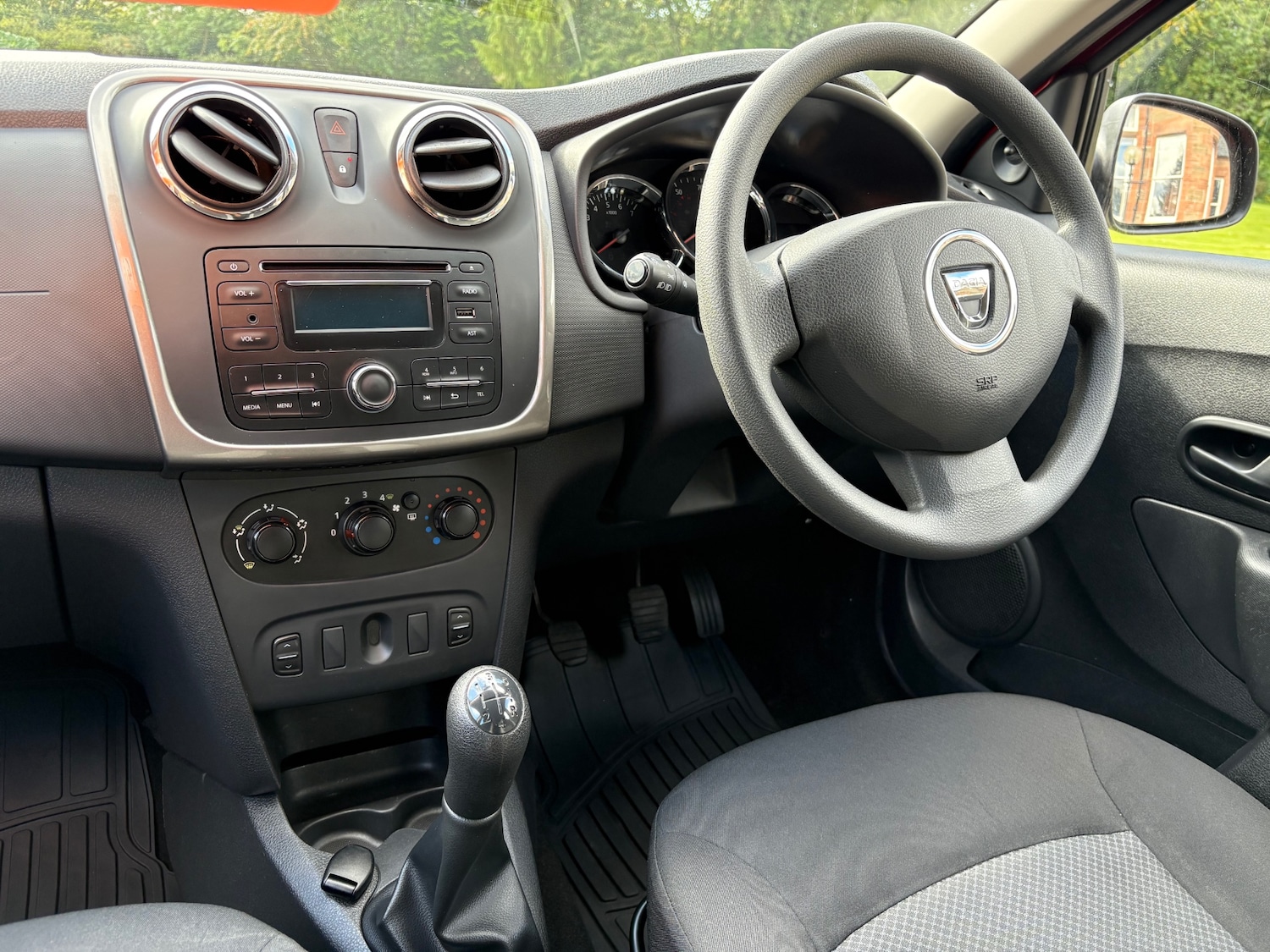 Used Dacia Logan MCV 2016 for sale - 76055972: Photo 9
