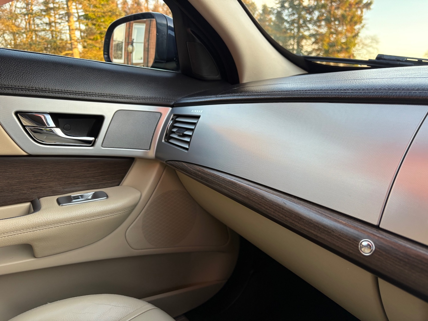 Used Jaguar XF 2011 for sale - 77261698: Photo 35