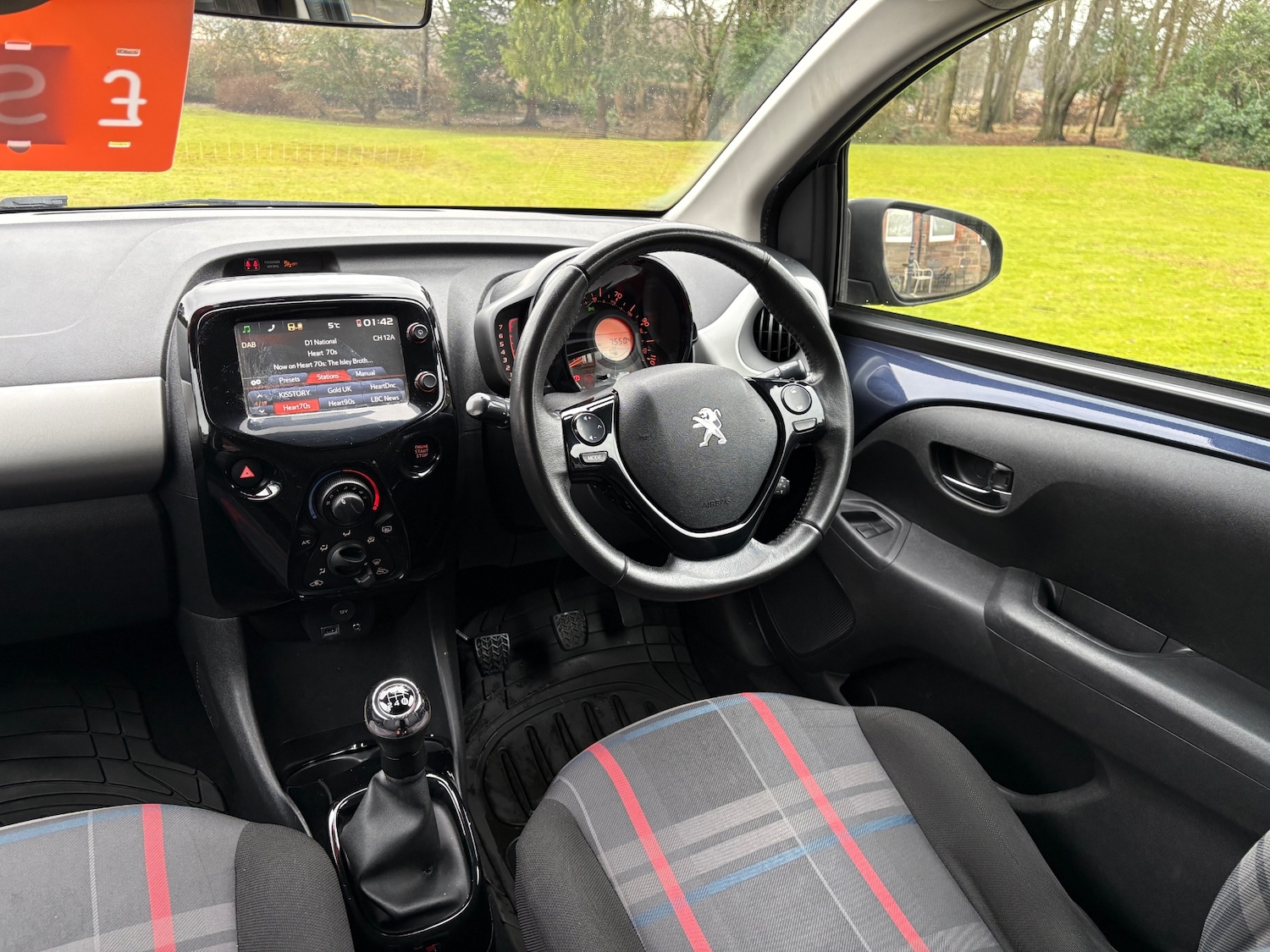 Used Peugeot 108 2015 for sale - 77385636: Photo 6