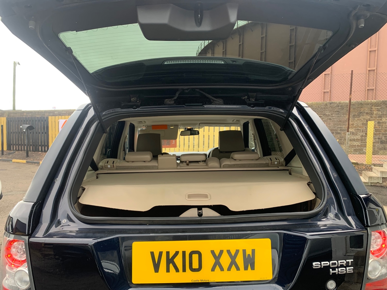 Used Land Rover Range Rover Sport 2010 for sale - 77916182: Photo 21