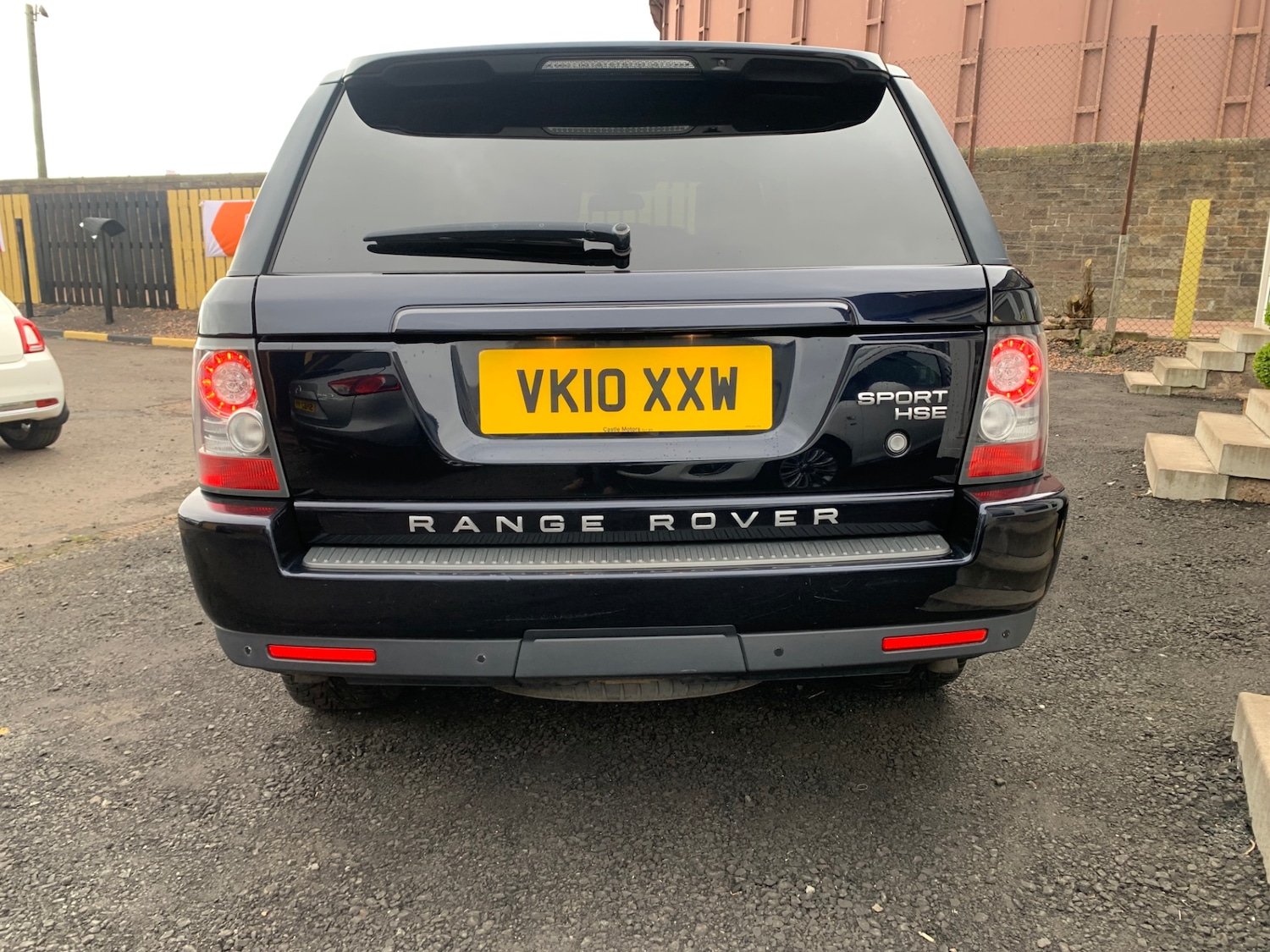 Used Land Rover Range Rover Sport 2010 for sale - 77916182: Photo 4