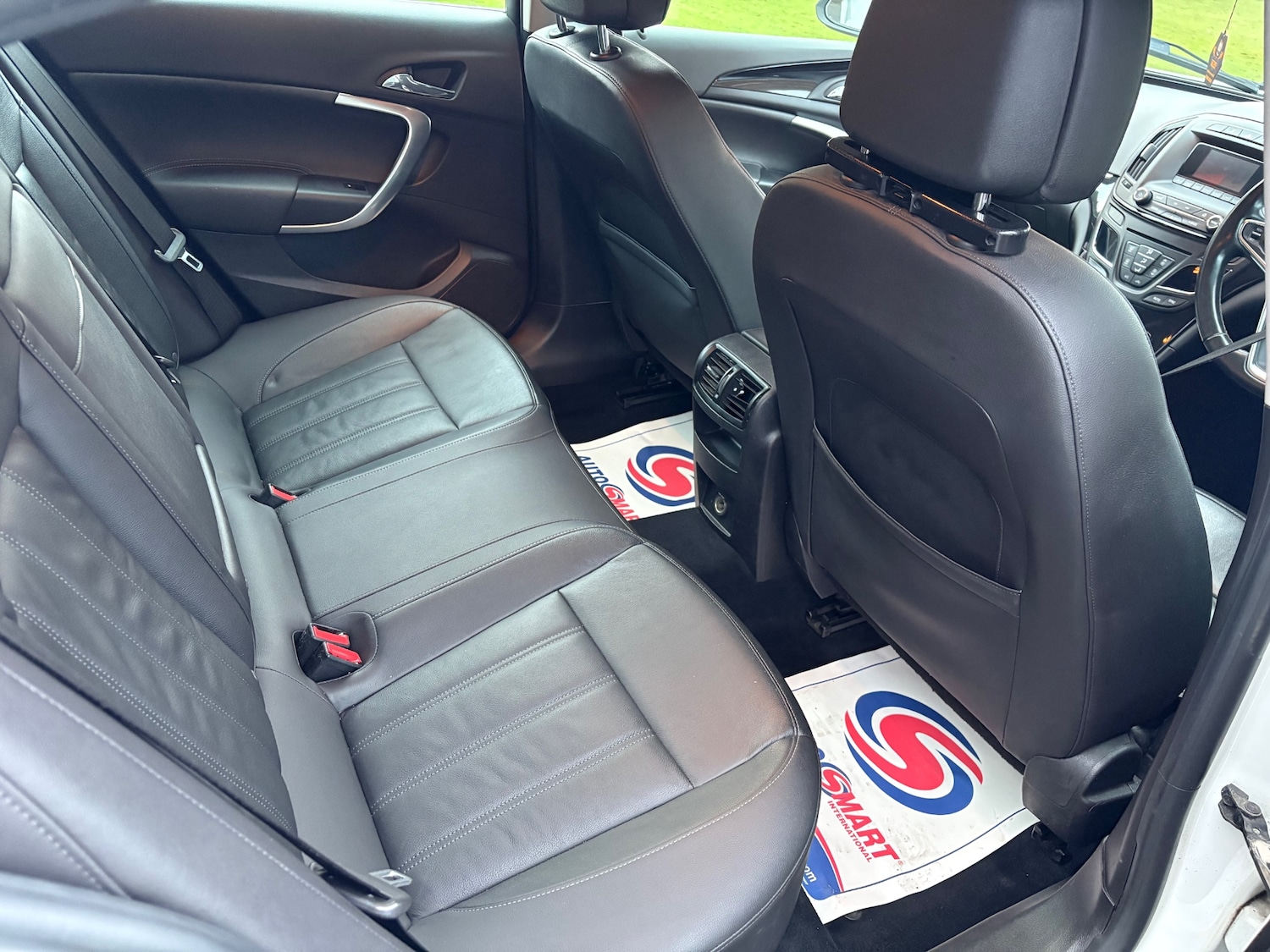 Used Vauxhall Insignia 2015 for sale - 76525930: Photo 12