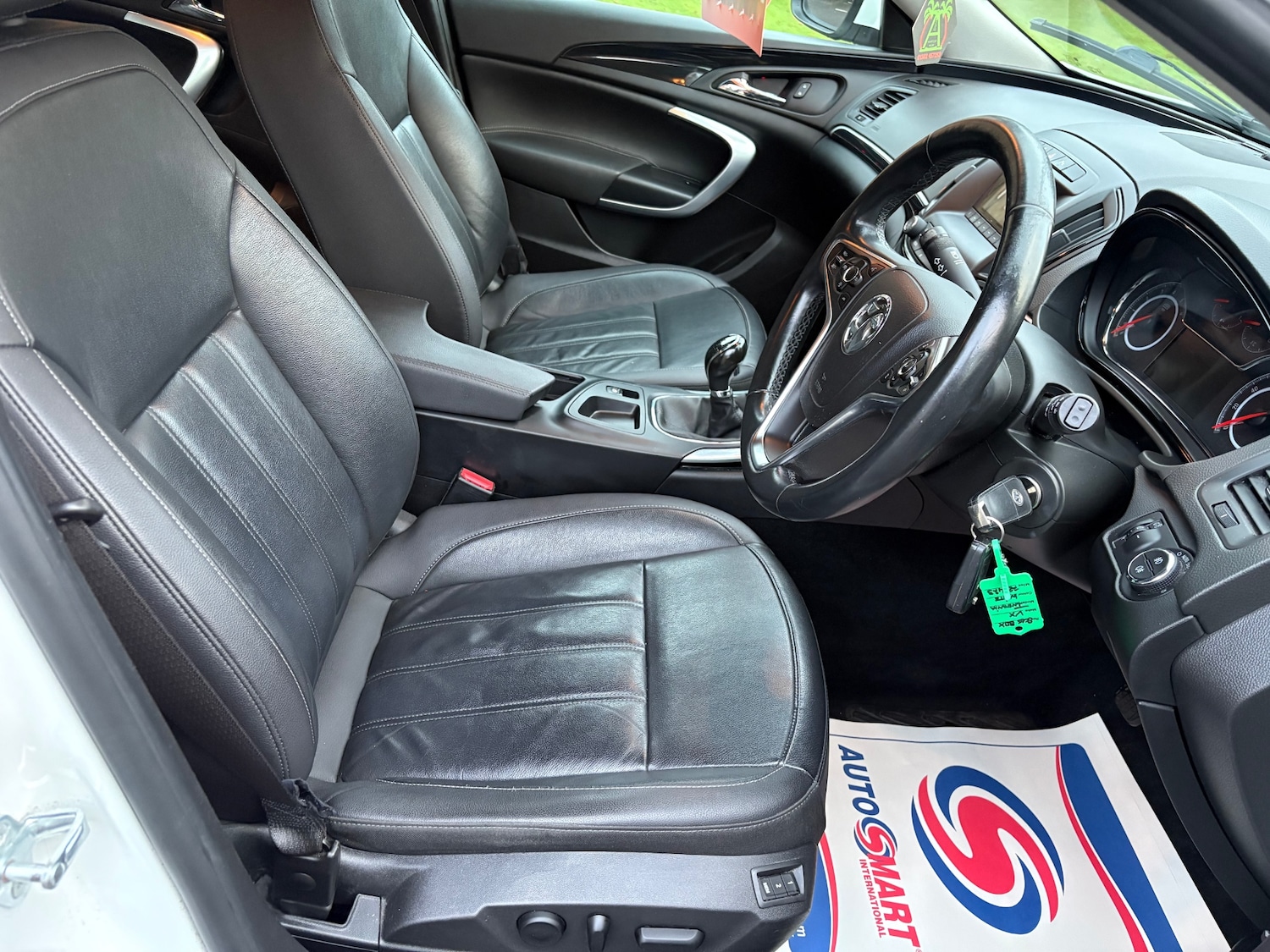 Used Vauxhall Insignia 2015 for sale - 76525930: Photo 24