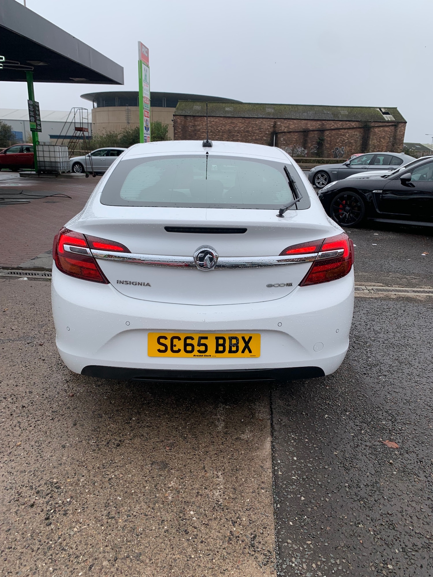 Used Vauxhall Insignia 2015 for sale - 76319952: Photo 2