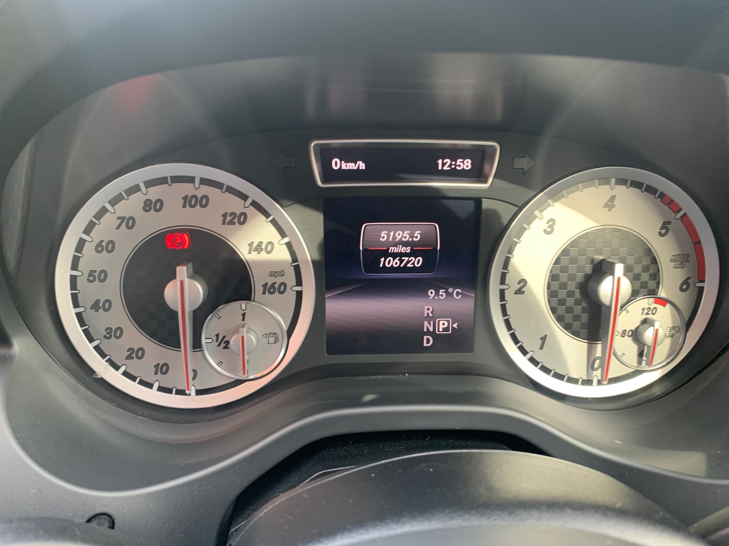 Used Mercedes-Benz A-Class 2015 for sale - 76353078: Photo 11