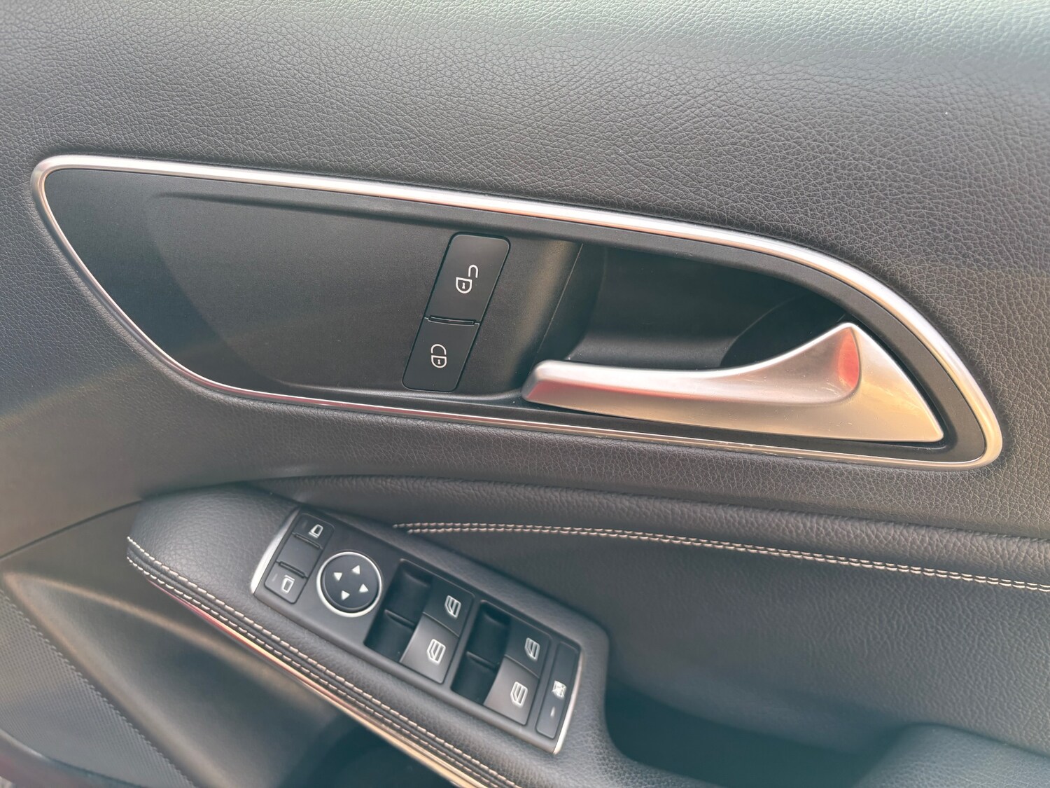 Used Mercedes-Benz A-Class 2015 for sale - 76656996: Photo 24