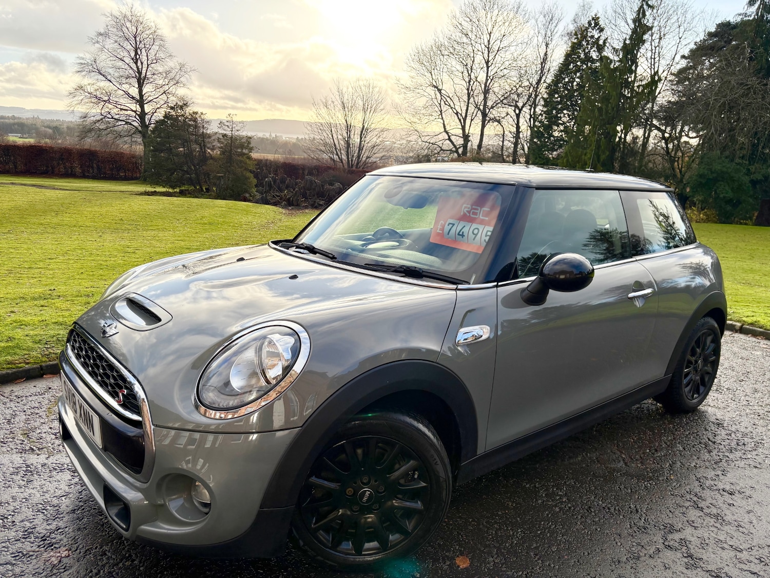 Used MINI Hatch 2018 for sale - 76924786: Photo 1