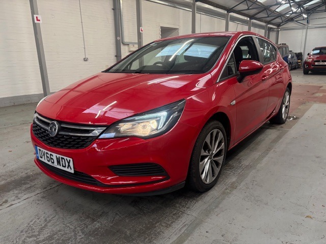 Used Vauxhall Astra 2016 for sale - 76625663: Photo 2