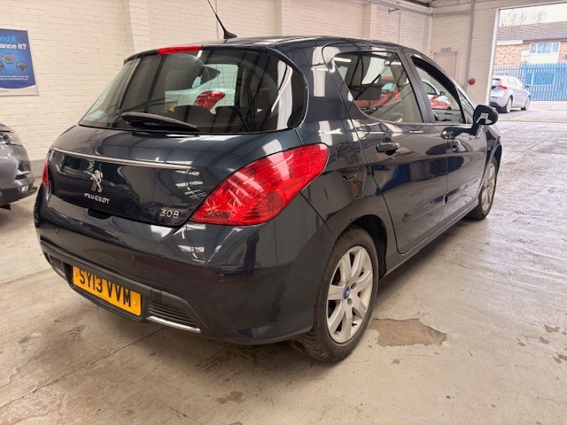 Used Peugeot 308 2013 for sale - 77888280: Photo 4