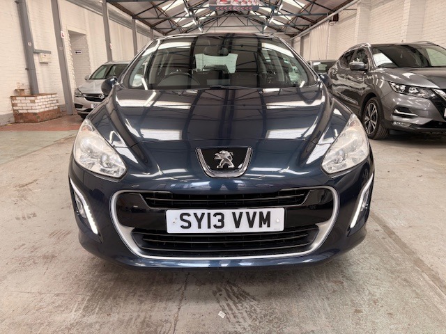 Used Peugeot 308 2013 for sale - 77888280: Photo 5