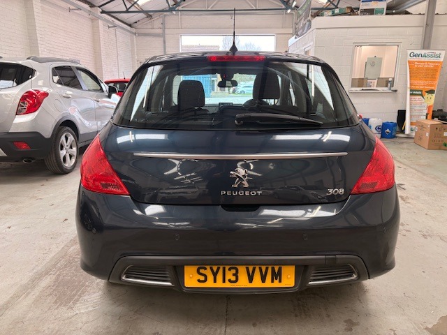 Used Peugeot 308 2013 for sale - 77888280: Photo 6