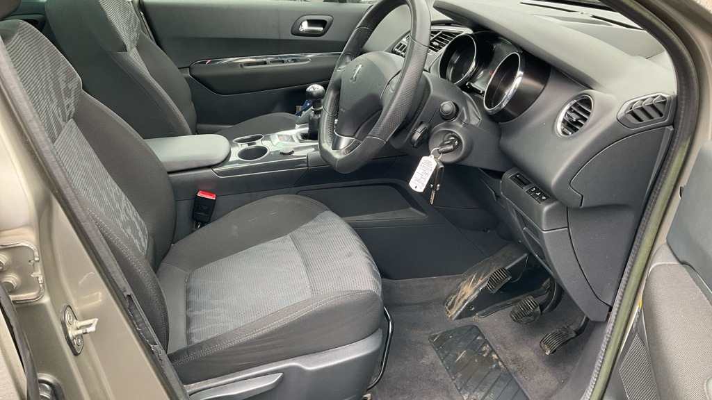 Used Peugeot 3008 2012 for sale - 77542551: Photo 8