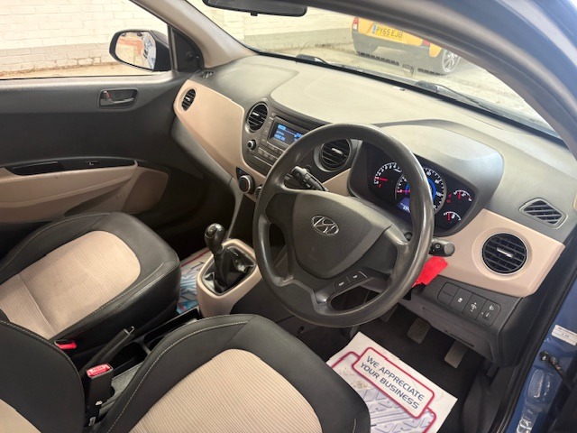 Used Hyundai i10 2014 for sale - 76794711: Photo 10