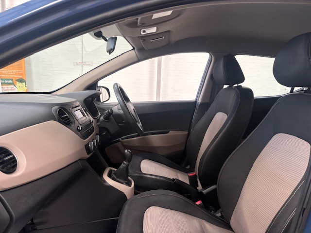 Used Hyundai i10 2014 for sale - 76794711: Photo 11