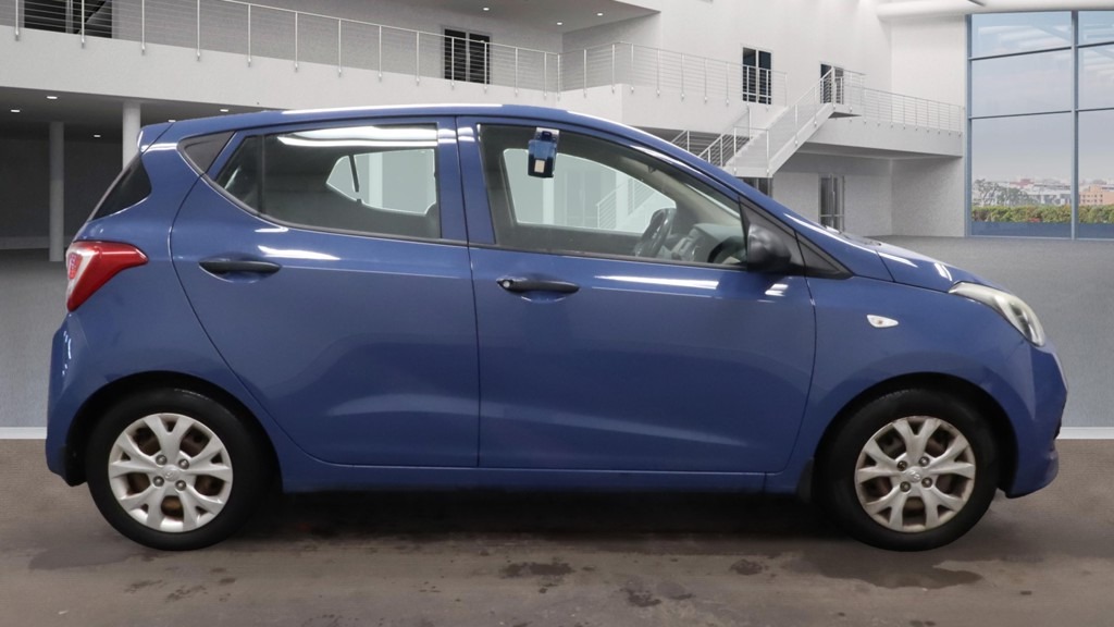 Used Hyundai i10 2014 for sale - 76794711: Photo 6