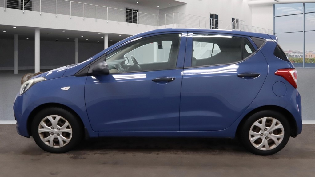 Used Hyundai i10 2014 for sale - 76794711: Photo 7