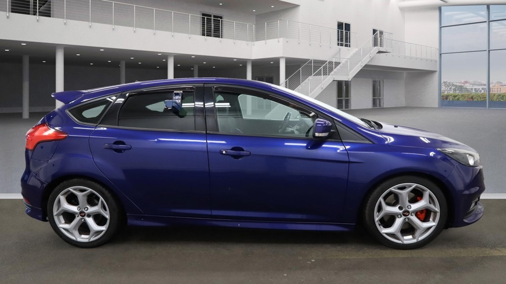 Used Ford Focus 2015 for sale - 76638359: Photo 6