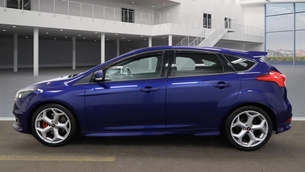 Used Ford Focus 2015 for sale - 76638359: Photo 7