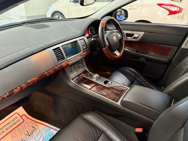 Used Jaguar XF 2009 for sale - 76796191: Photo 32