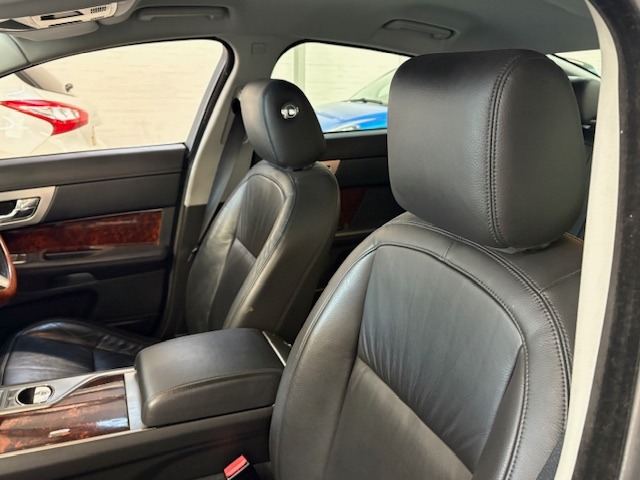 Used Jaguar XF 2009 for sale - 76796191: Photo 33