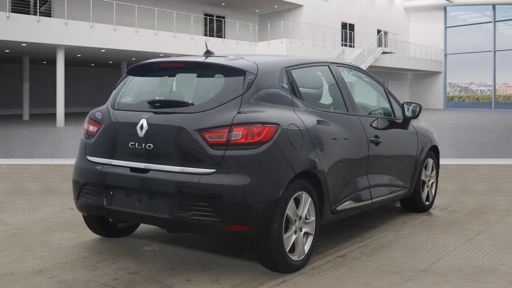 Used Renault Clio 2015 for sale - 77446698: Photo 4