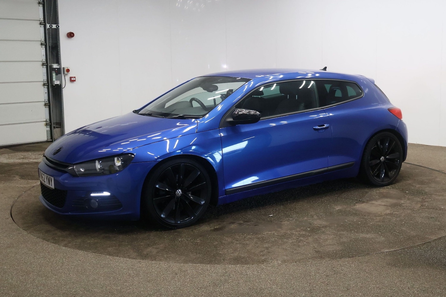 Used Volkswagen Scirocco 2013 for sale - 77420825: Photo 2