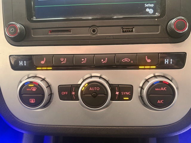 Used Volkswagen Scirocco 2013 for sale - 77420825: Photo 28