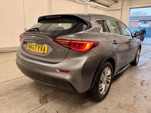 Used Infiniti Q30 2017 for sale - 76920177: Photo 6