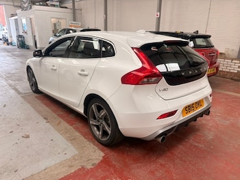 Used Volvo V40 2015 for sale - 78775858: Photo