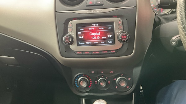 Used Alfa Romeo MiTo 2013 for sale - 76157473: Photo 11