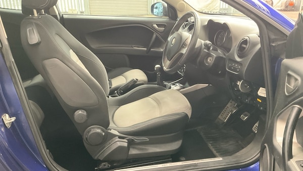 Used Alfa Romeo MiTo 2013 for sale - 76157473: Photo 8