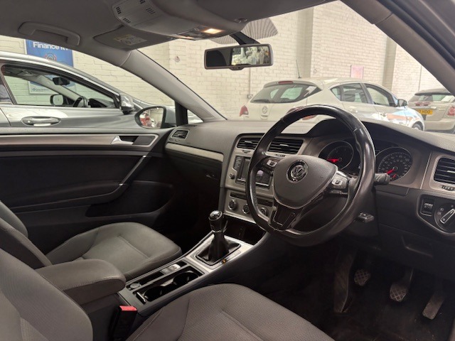 Used Volkswagen Golf 2015 for sale - 76450624: Photo 10