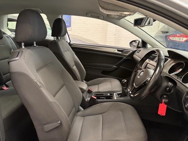 Used Volkswagen Golf 2015 for sale - 76450624: Photo 19